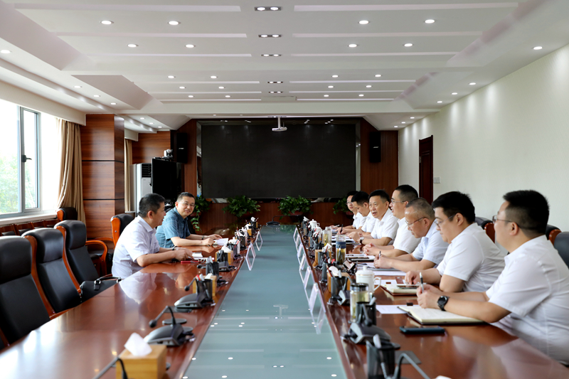 建工控股黨委委員、總會計師王淑德赴公司調(diào)研 - 副本